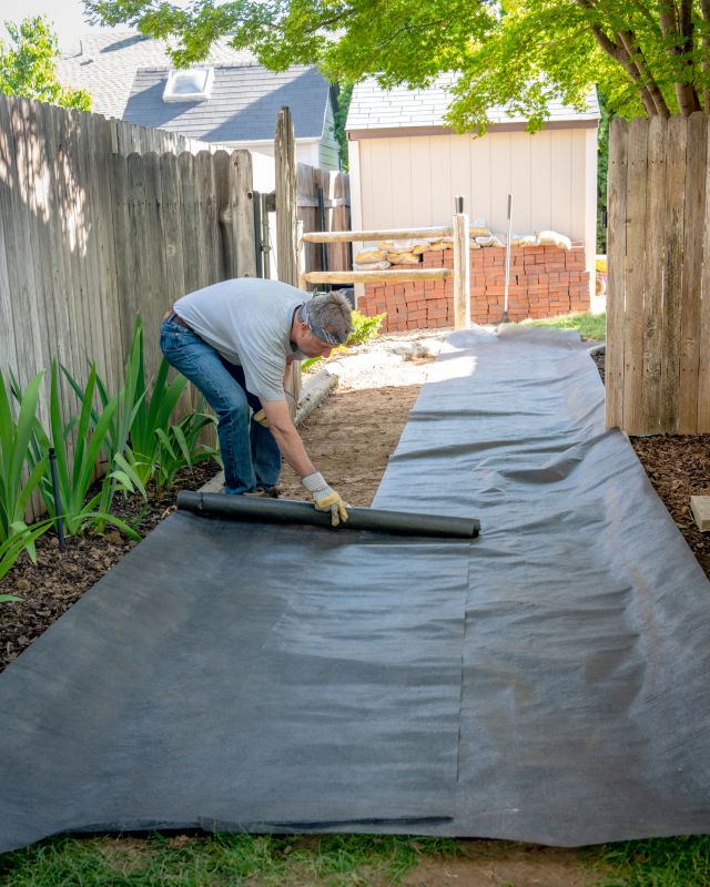 Rock Bed Weeding in Rockwall, TX